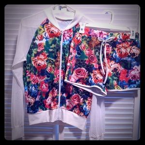 Tropical jogger set with sheer sleeves